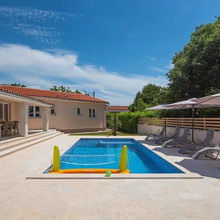 Villa Lu *