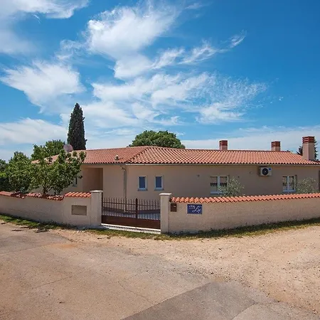 Villa Lu